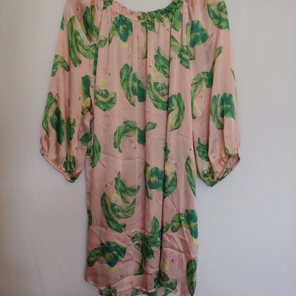 The Webster Miami silky flowy egret and folIage oversize knee length dress - Picture 10 of 12